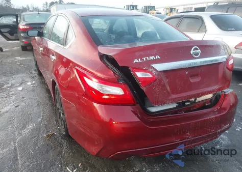 2016 Nissan Altima 2.5/2.5 S/2.5 Sl/2.5 Sr/2.5 Sv z USA, uszkodzony, nr VIN 1N4AL3AP7GC235311